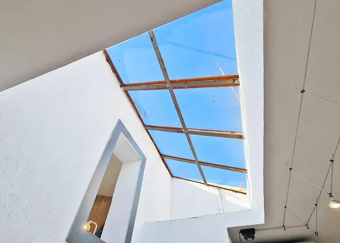 GregBnb-com - T2 CLIMATISÉ Mezzanine - Atypique - Centre Ancien