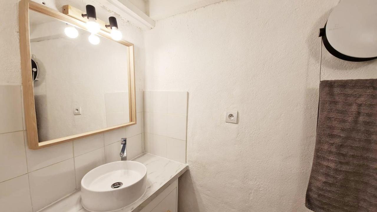 Gregbnb-com - T2 Climatisé Mezzanine - Atypique - Centre Ancien Appartement Toulon